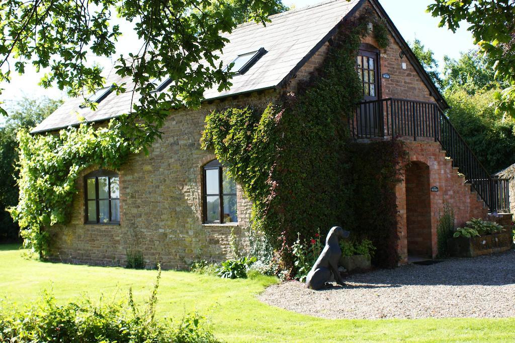 Hills Farm Bed & Breakfast Leominster Bilik gambar