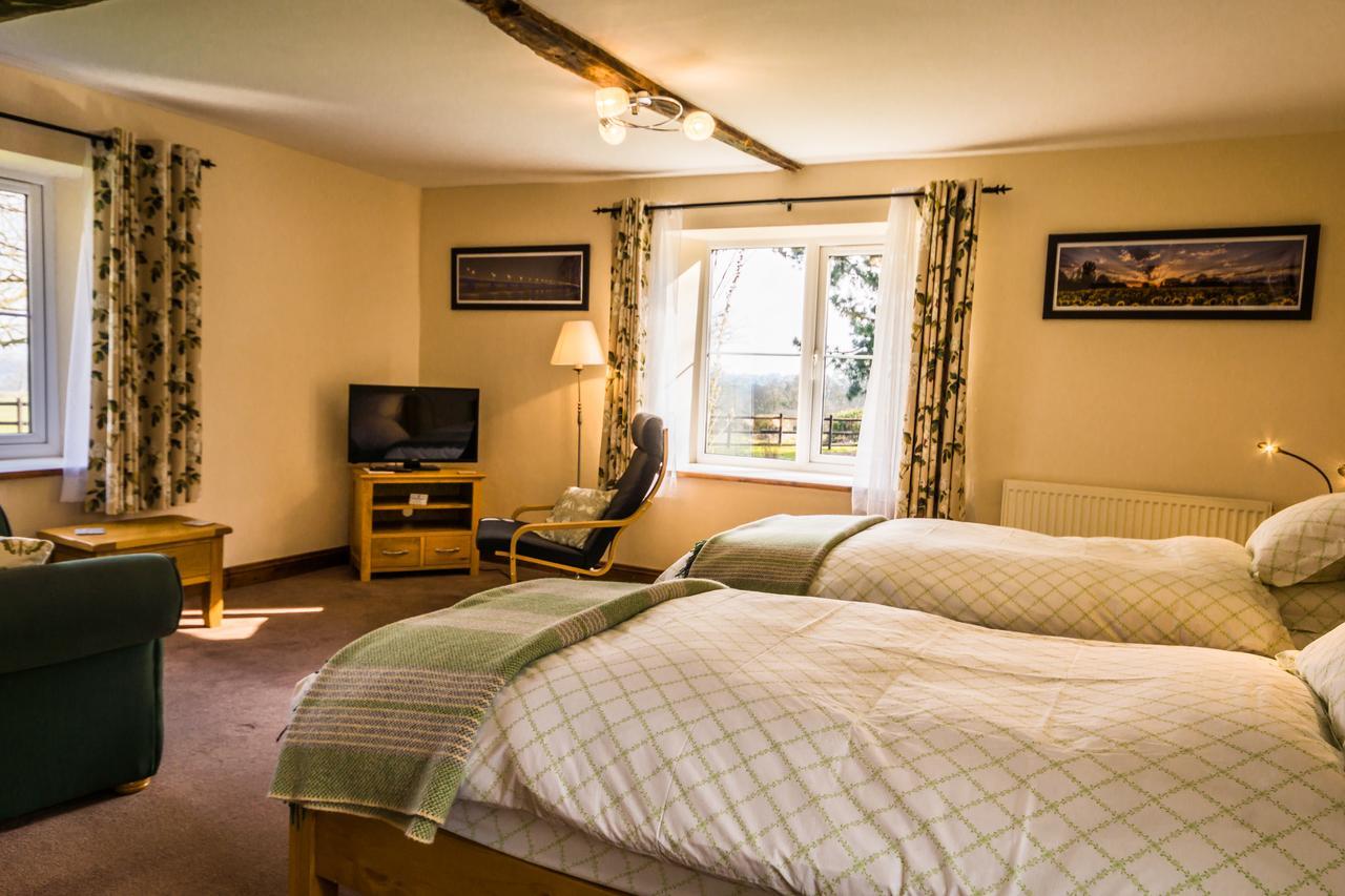 Hills Farm Bed & Breakfast Leominster Luaran gambar